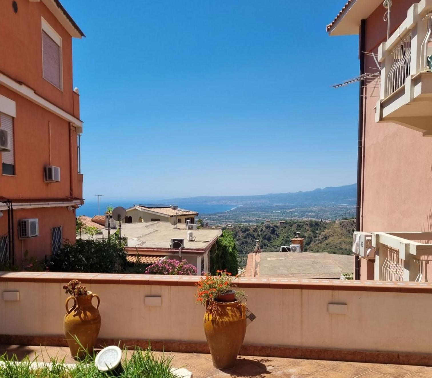 Villa Clara Suites Taormina Exterior photo